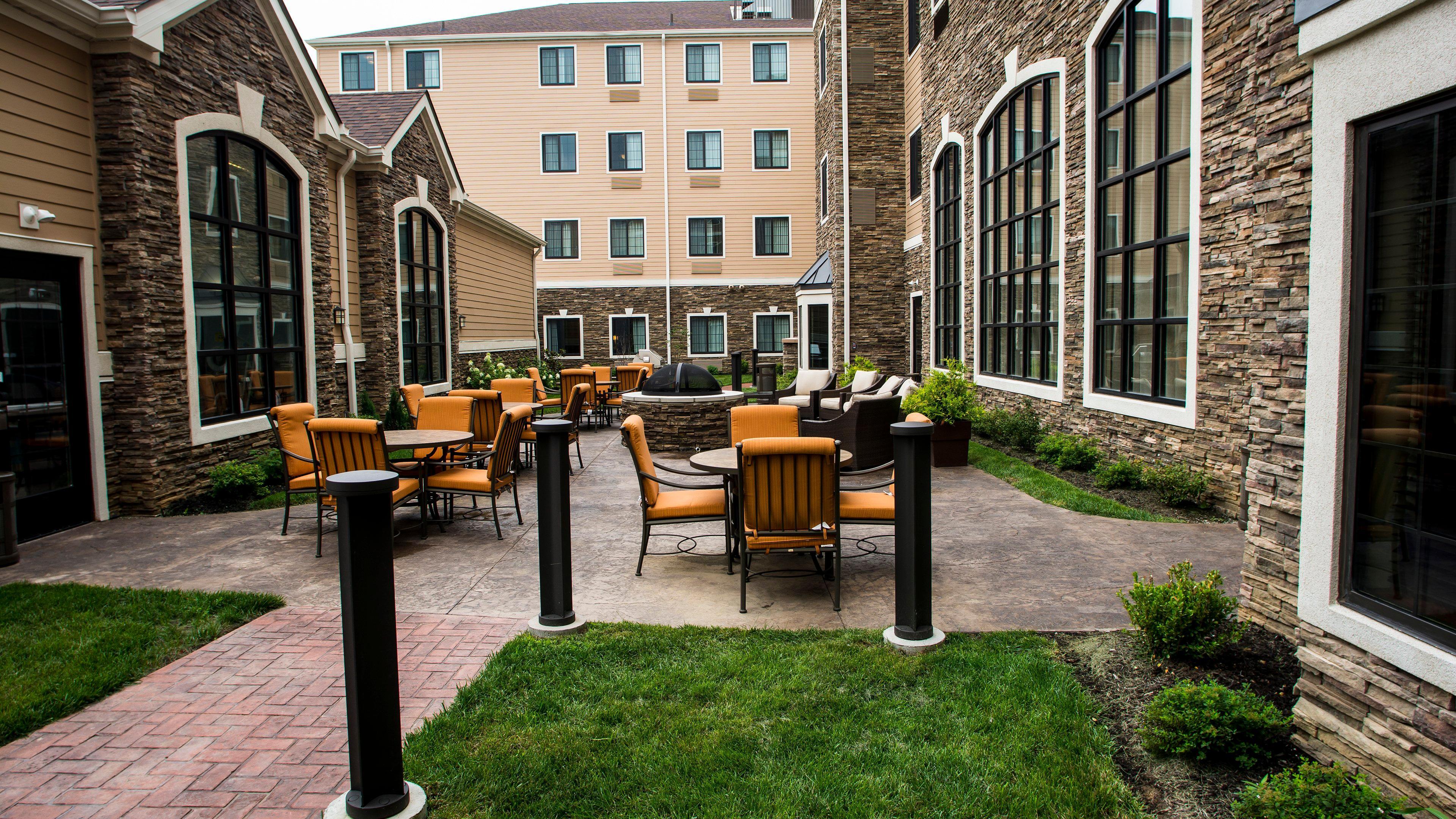 Staybridge Suites Lexington By Ihg Esterno foto